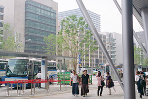 2JR東京駅前